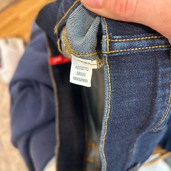 SPANX EveryWear Flare Jeans Size Medium High Rise - Picture 8 of 8